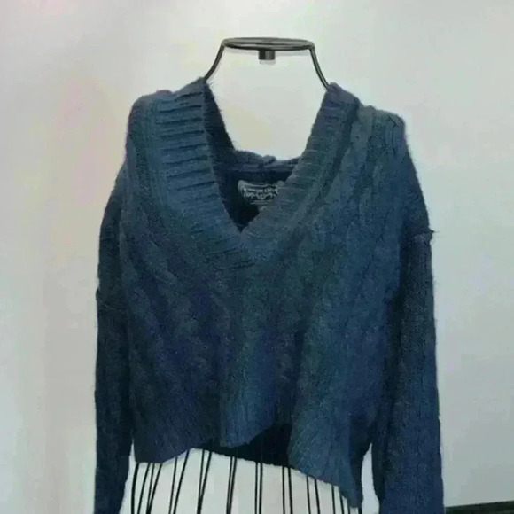 Super soft hooded sweater - Picture 1 of 4